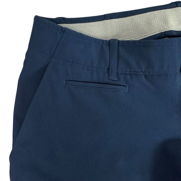 Under Armour Women’s HeatGearCapri size 8 - Picture 6 of 6